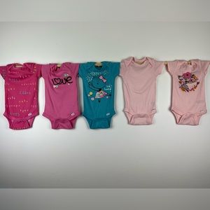 Carter Onesies  0-3M  *SOLD AS SET*